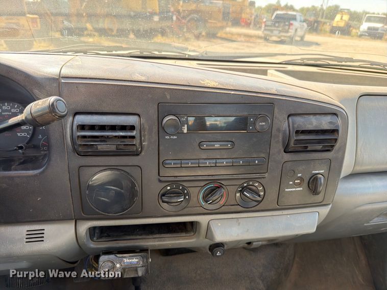 image for item FN5897 2005 Ford F250 Super Duty Ext. Cab pickup truck