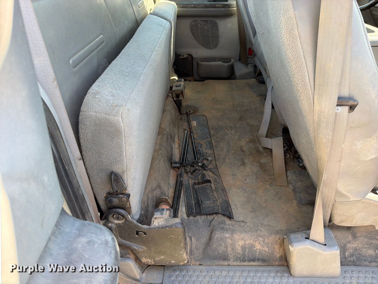 image for item FN5897 2005 Ford F250 Super Duty Ext. Cab pickup truck