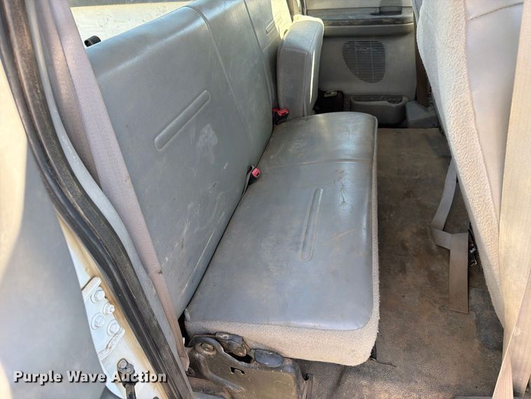image for item FN5897 2005 Ford F250 Super Duty Ext. Cab pickup truck