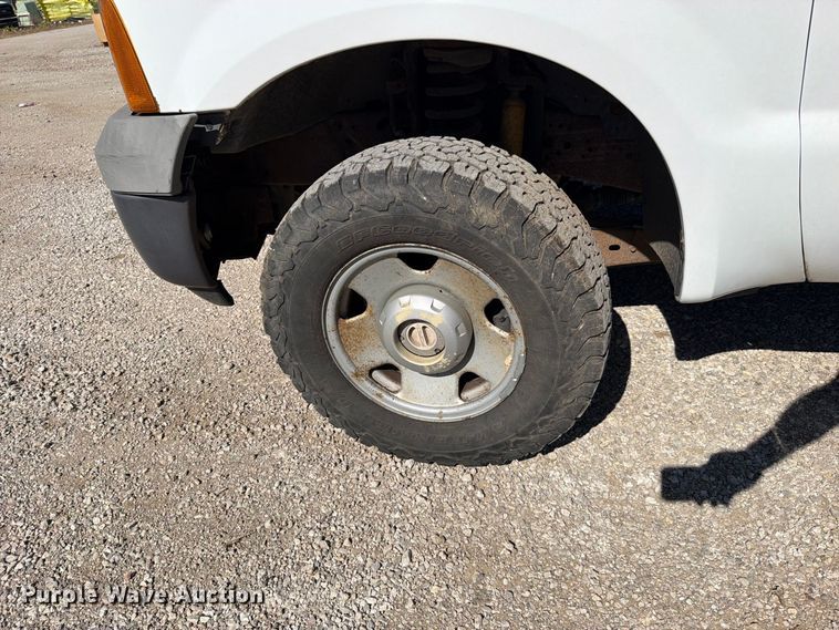 image for item FN5897 2005 Ford F250 Super Duty Ext. Cab pickup truck