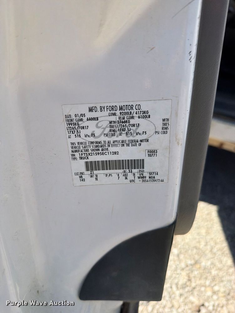 image for item FN5897 2005 Ford F250 Super Duty Ext. Cab pickup truck