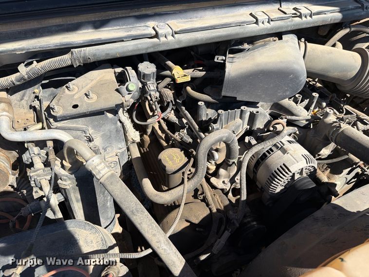 image for item FN5898 2001 Ford F250 Super Duty pickup truck