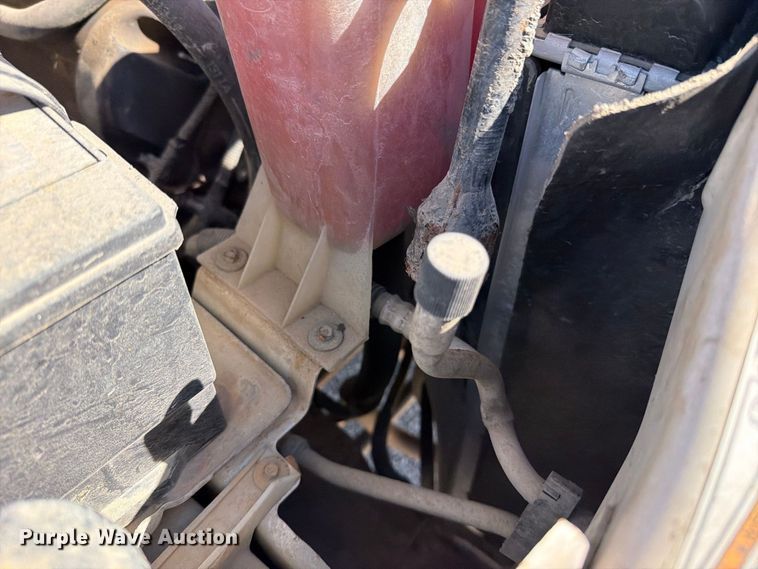 image for item FN5898 2001 Ford F250 Super Duty pickup truck