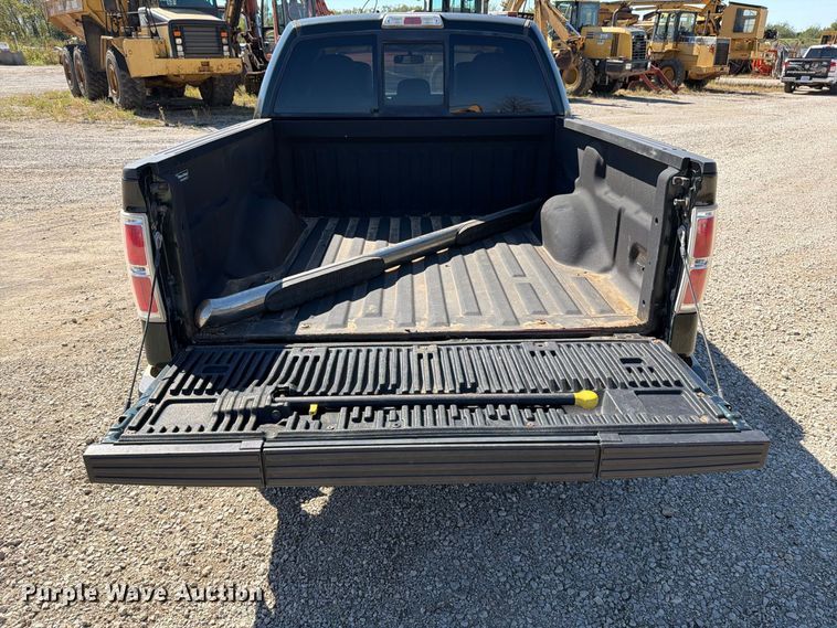 image for item FN5899 2014 Ford F150 Crew Cab pickup truck
