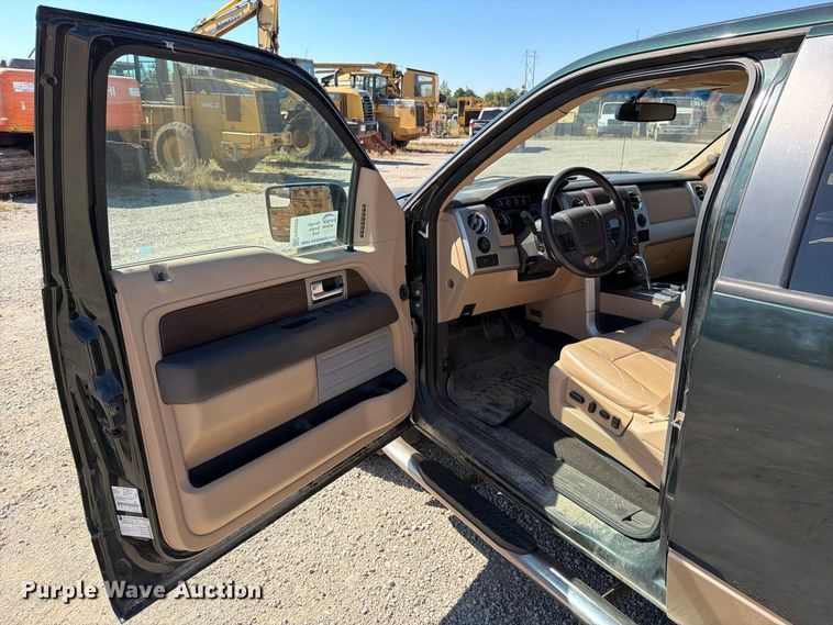 image for item FN5899 2014 Ford F150 Crew Cab pickup truck