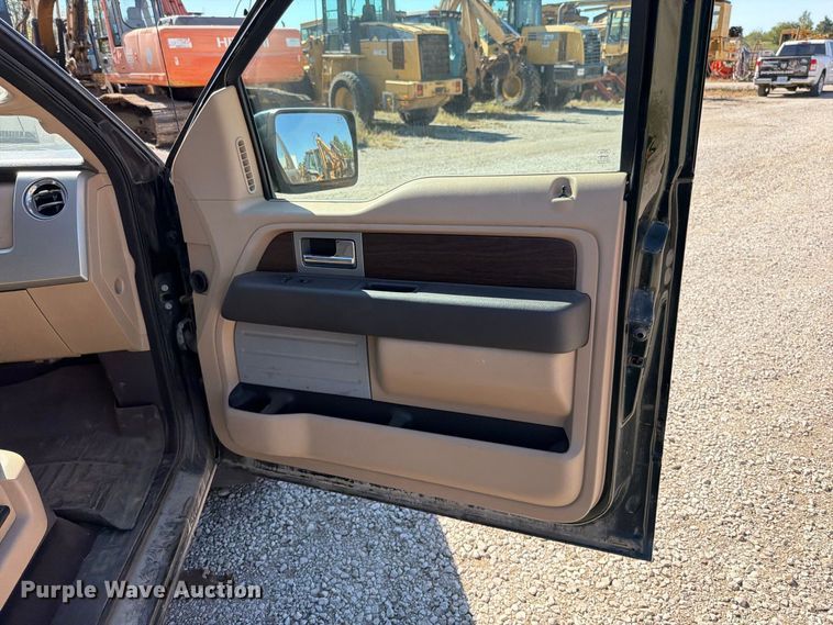 image for item FN5899 2014 Ford F150 Crew Cab pickup truck