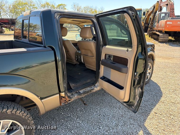 image for item FN5899 2014 Ford F150 Crew Cab pickup truck