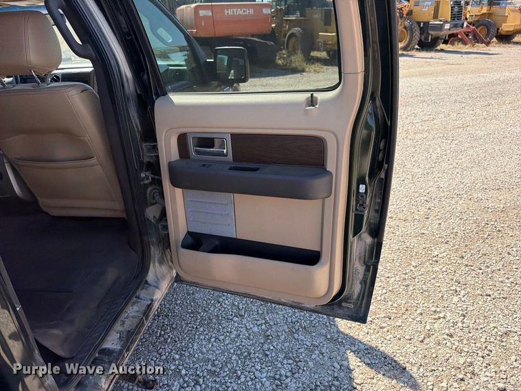 image for item FN5899 2014 Ford F150 Crew Cab pickup truck
