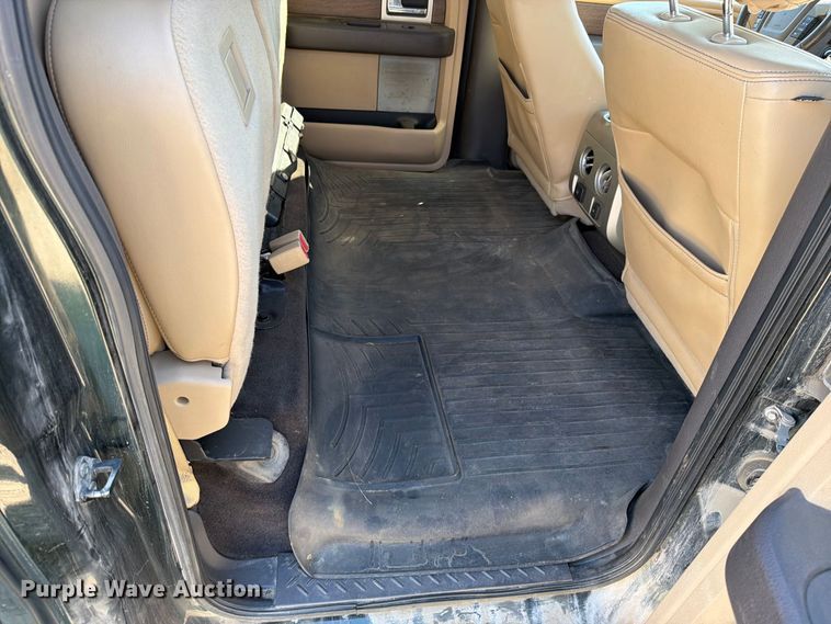 image for item FN5899 2014 Ford F150 Crew Cab pickup truck