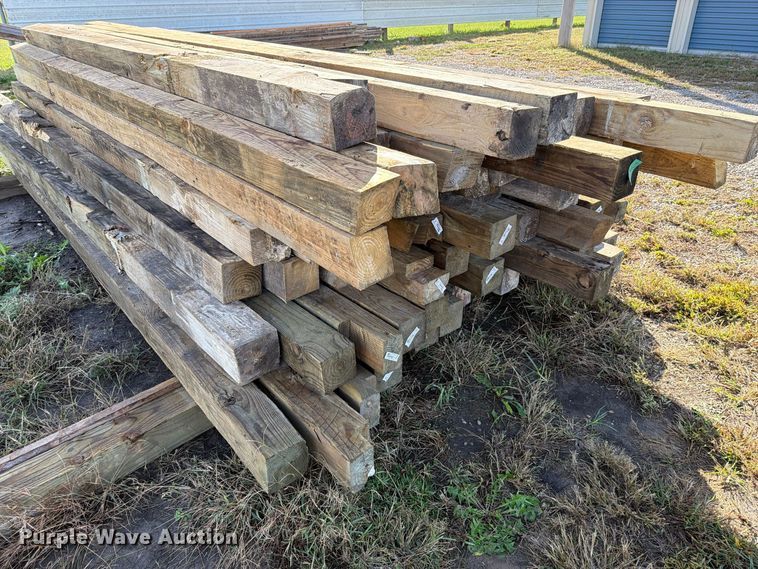 image for item FN5940 Approx. 71 5' x 5' wood beams