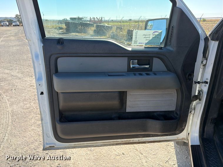 image for item FP3157 2013 Ford F150 Ext. Cab pickup truck