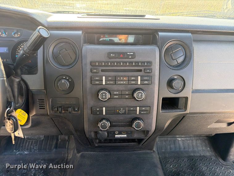 image for item FP3157 2013 Ford F150 Ext. Cab pickup truck