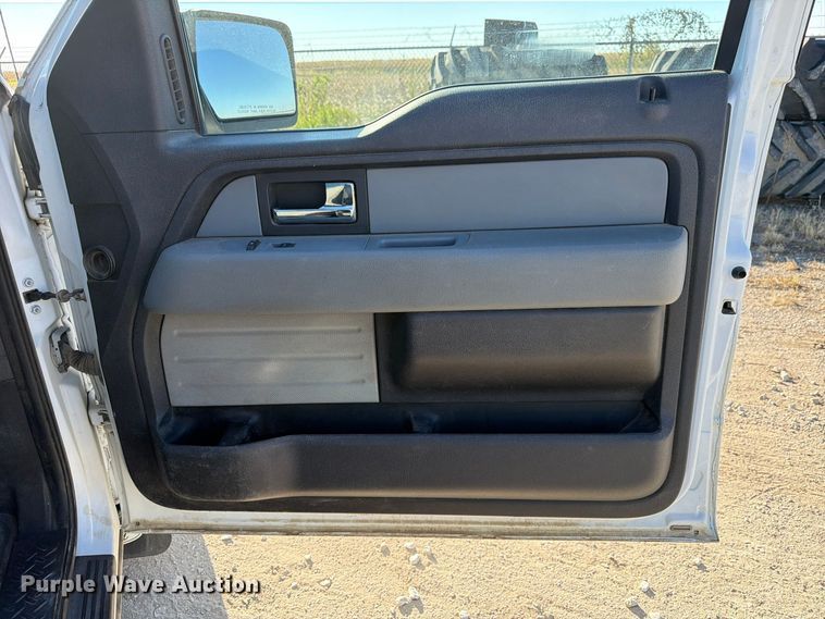 image for item FP3157 2013 Ford F150 Ext. Cab pickup truck
