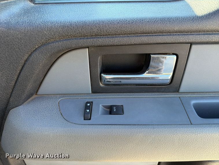 image for item FP3157 2013 Ford F150 Ext. Cab pickup truck