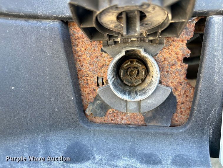 image for item FP3158 2013 Chevrolet Silverado 3500HD pickup truck