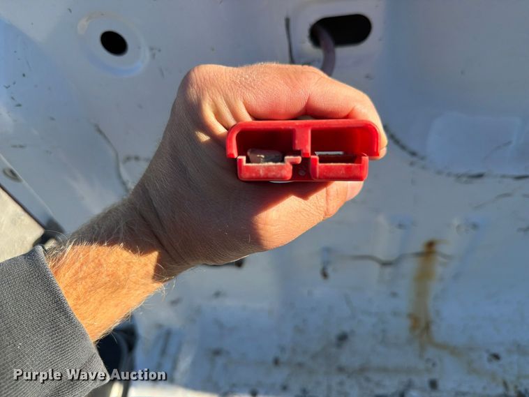 image for item FP3158 2013 Chevrolet Silverado 3500HD pickup truck