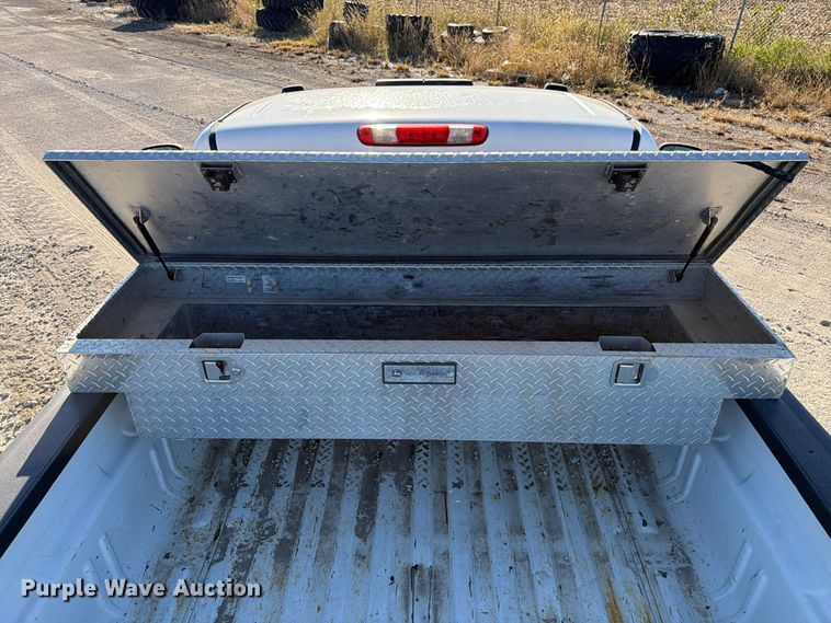 image for item FP3158 2013 Chevrolet Silverado 3500HD pickup truck
