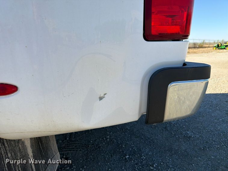 image for item FP3158 2013 Chevrolet Silverado 3500HD pickup truck