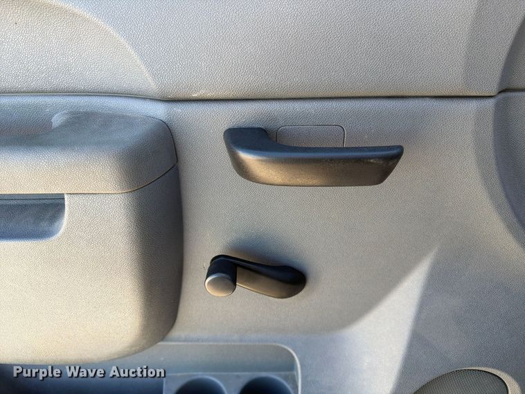 image for item FP3158 2013 Chevrolet Silverado 3500HD pickup truck