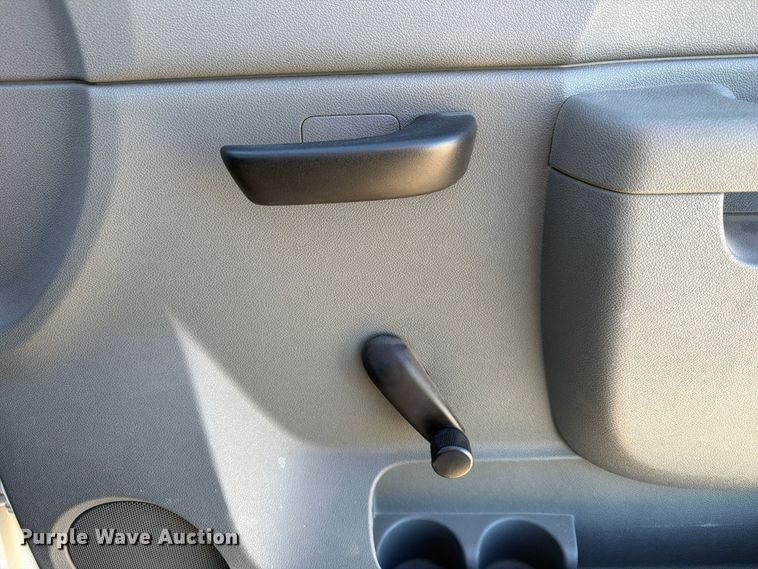 image for item FP3158 2013 Chevrolet Silverado 3500HD pickup truck