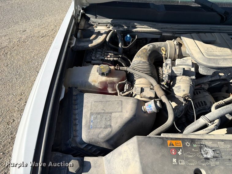 image for item FP3158 2013 Chevrolet Silverado 3500HD pickup truck