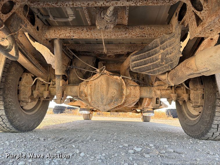 image for item FP3158 2013 Chevrolet Silverado 3500HD pickup truck