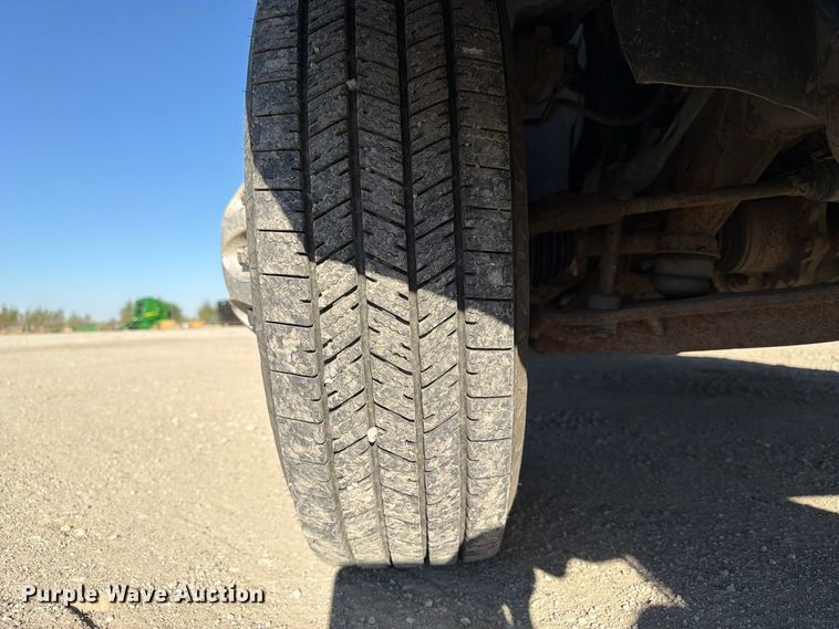 image for item FP3158 2013 Chevrolet Silverado 3500HD pickup truck