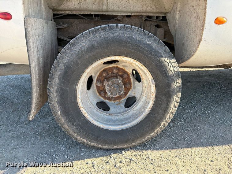 image for item FP3158 2013 Chevrolet Silverado 3500HD pickup truck