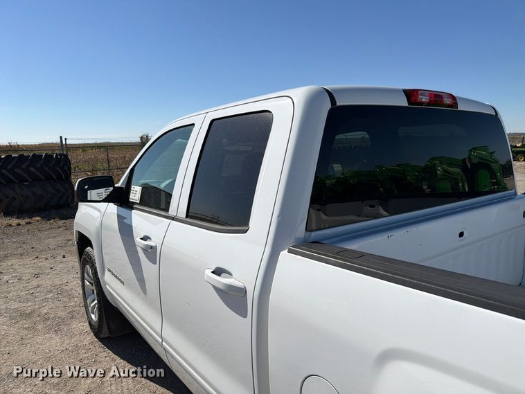 image for item FP3159 2018 Chevrolet Silverado 1500LT Crew Cab pickup truck