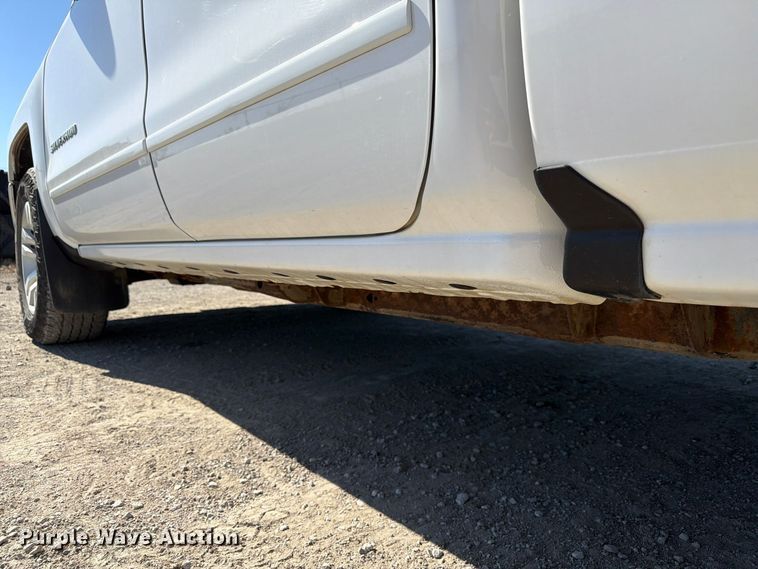 image for item FP3159 2018 Chevrolet Silverado 1500LT Crew Cab pickup truck