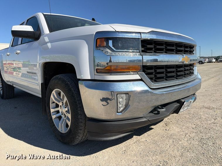 image for item FP3159 2018 Chevrolet Silverado 1500LT Crew Cab pickup truck