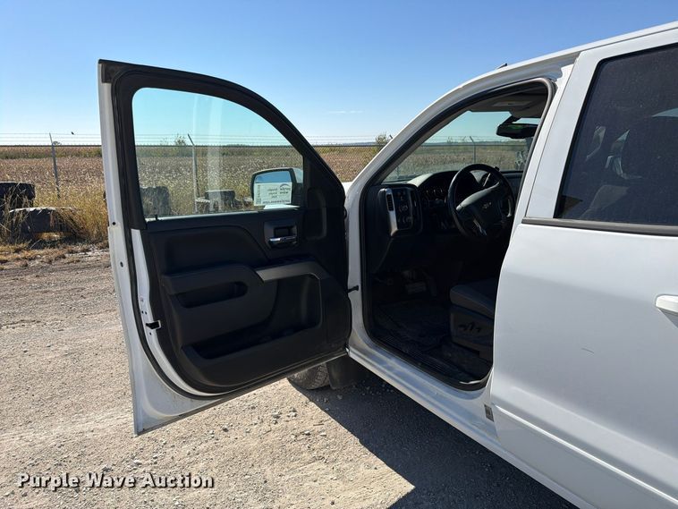 image for item FP3159 2018 Chevrolet Silverado 1500LT Crew Cab pickup truck