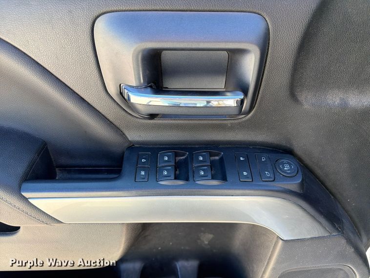 image for item FP3159 2018 Chevrolet Silverado 1500LT Crew Cab pickup truck