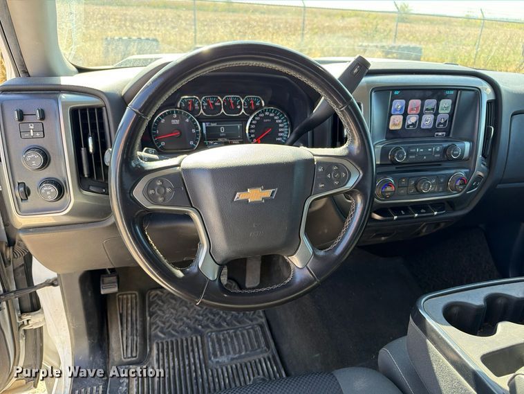 image for item FP3159 2018 Chevrolet Silverado 1500LT Crew Cab pickup truck