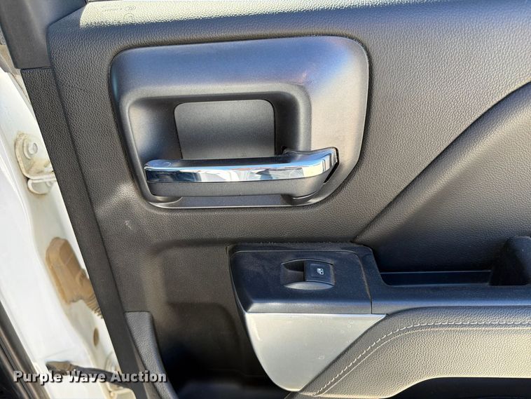 image for item FP3159 2018 Chevrolet Silverado 1500LT Crew Cab pickup truck