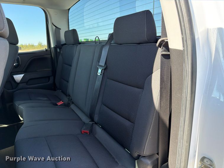 image for item FP3159 2018 Chevrolet Silverado 1500LT Crew Cab pickup truck