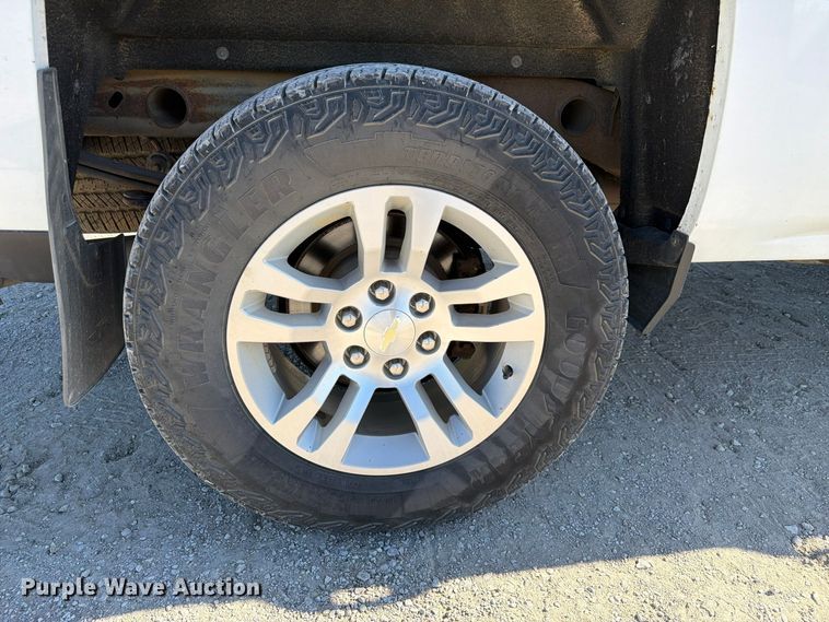 image for item FP3159 2018 Chevrolet Silverado 1500LT Crew Cab pickup truck