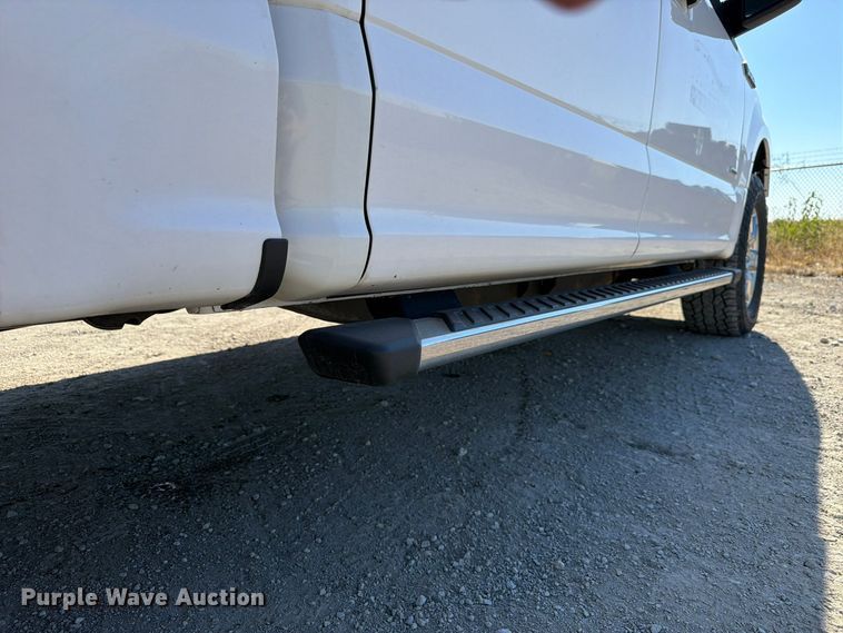 image for item FP3160 2015 Ford F150 Crew Cab pickup truck