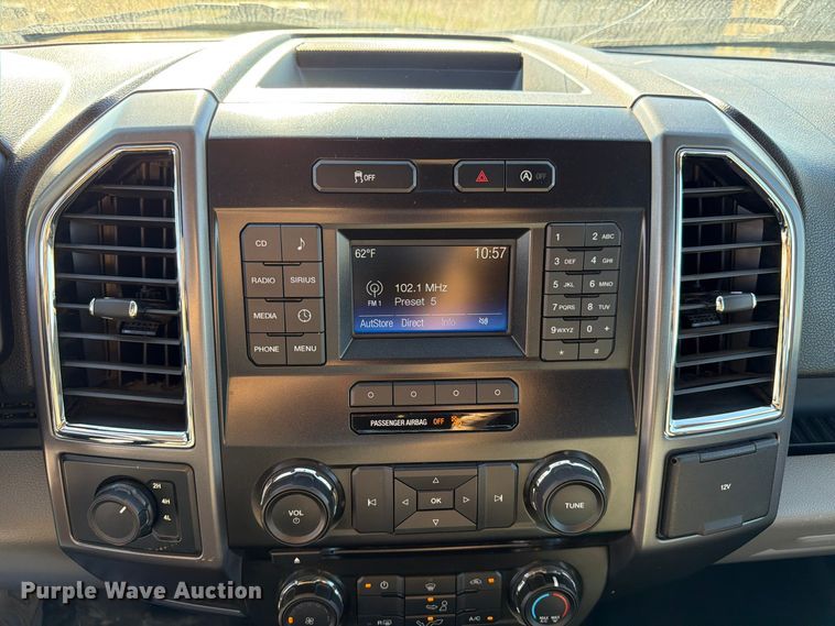 image for item FP3160 2015 Ford F150 Crew Cab pickup truck