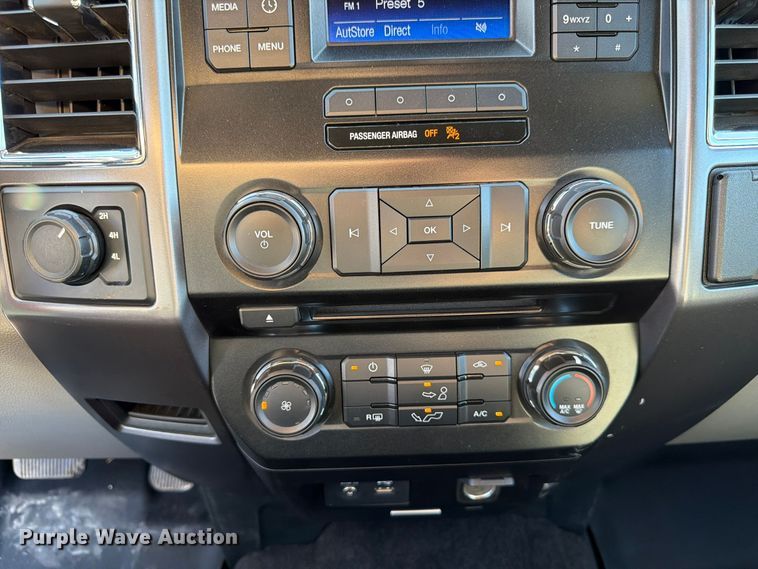 image for item FP3160 2015 Ford F150 Crew Cab pickup truck