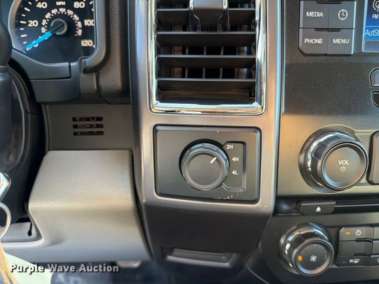 image for item FP3160 2015 Ford F150 Crew Cab pickup truck