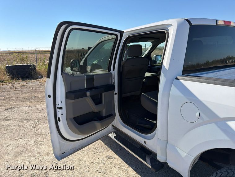 image for item FP3160 2015 Ford F150 Crew Cab pickup truck