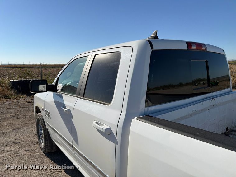 image for item FP3161 2019 RAM 1500 Classic Crew Cab pickup truck