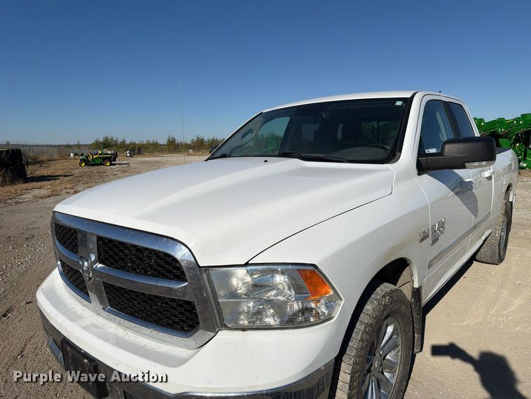 image for item FP3161 2019 RAM 1500 Classic Crew Cab pickup truck