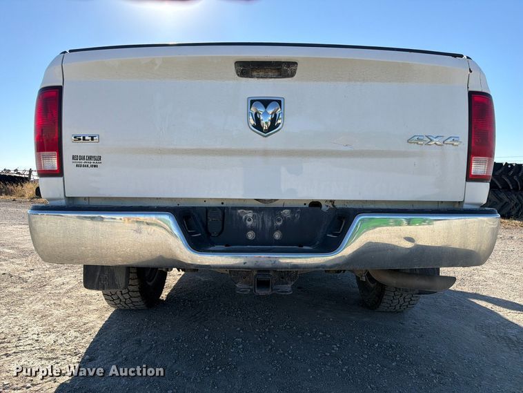 image for item FP3161 2019 RAM 1500 Classic Crew Cab pickup truck