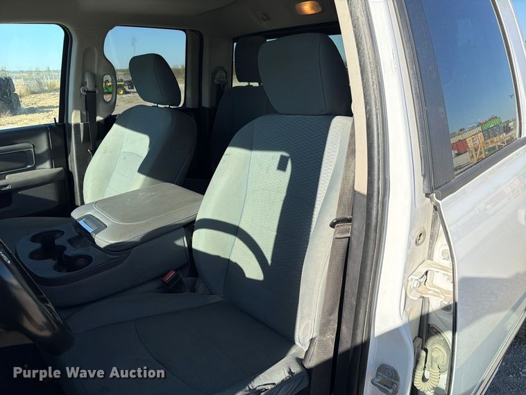 image for item FP3161 2019 RAM 1500 Classic Crew Cab pickup truck