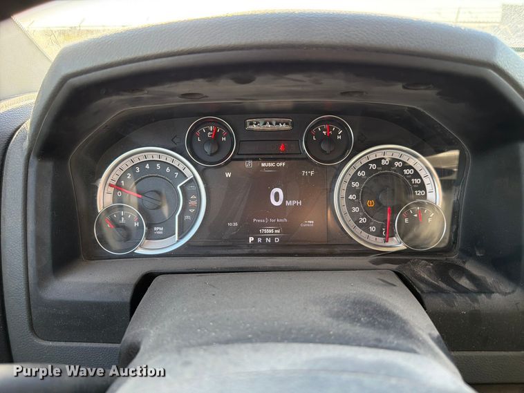 image for item FP3161 2019 RAM 1500 Classic Crew Cab pickup truck