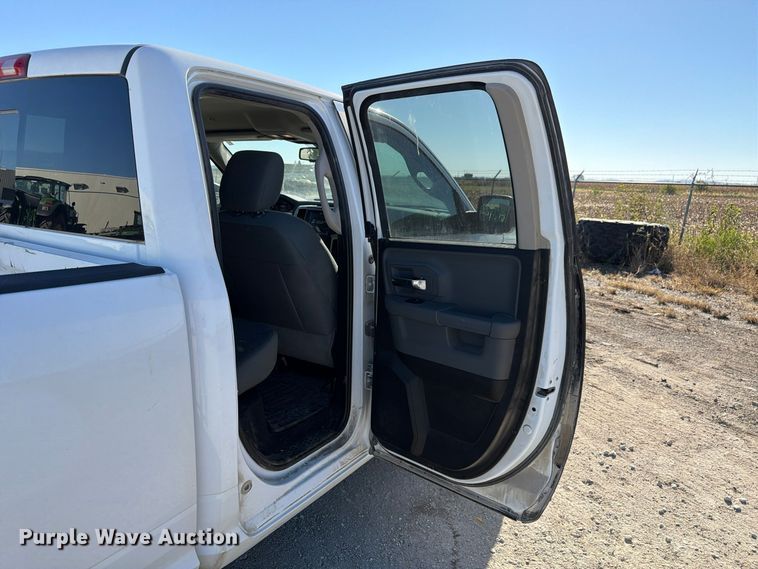 image for item FP3161 2019 RAM 1500 Classic Crew Cab pickup truck