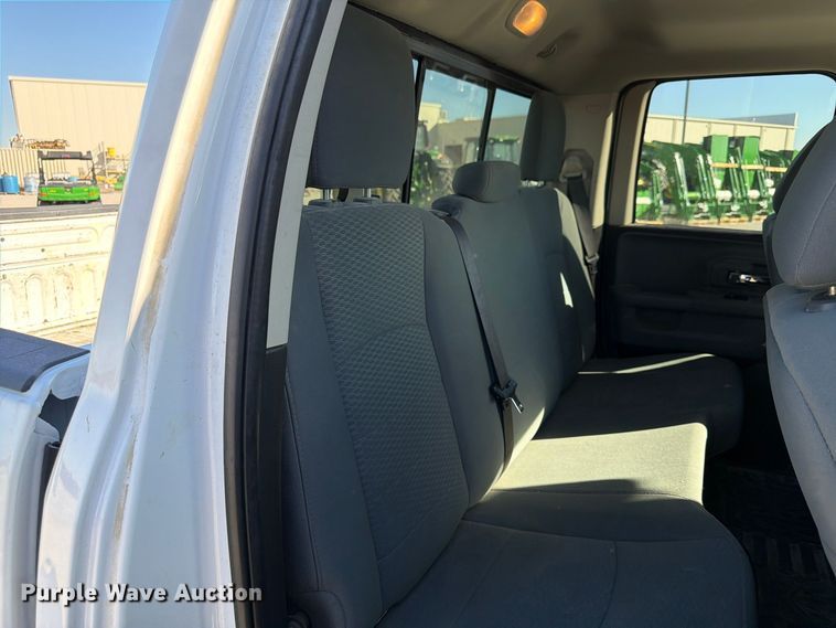 image for item FP3161 2019 RAM 1500 Classic Crew Cab pickup truck