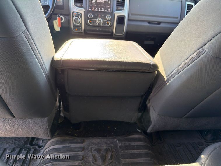 image for item FP3161 2019 RAM 1500 Classic Crew Cab pickup truck